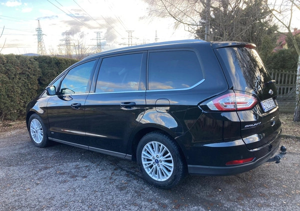 Ford Galaxy cena 59900 przebieg: 249000, rok produkcji 2017 z Gąbin małe 277